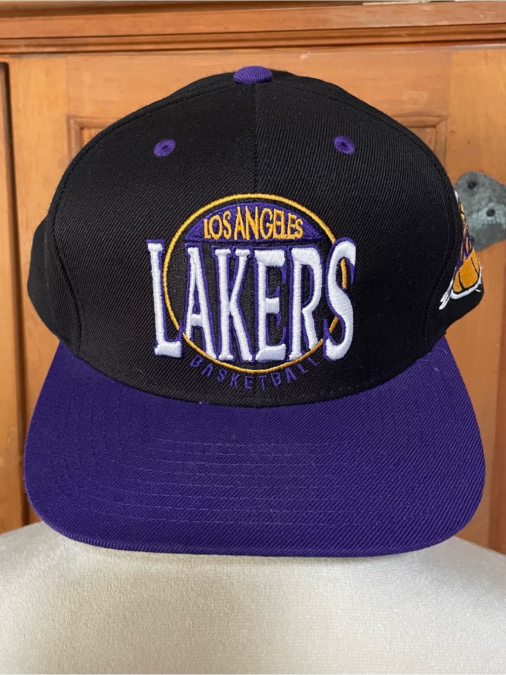 Mitchell & Ness Los Angeles Lakers Snapback Hat